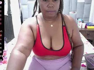 Freechat thickebonymilf on CamSoda