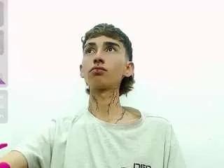 Freechat ttimy-x-boy on CamSoda