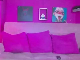 Freechat tylerjhonsonn on CamSoda