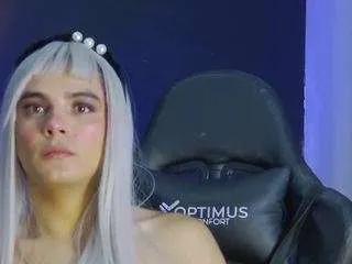 Freechat tylerjhonsonn on CamSoda