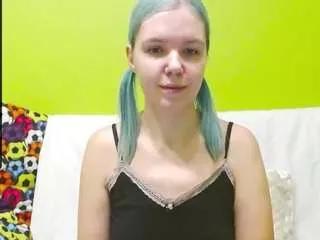 Offline ultra-meow on CamSoda