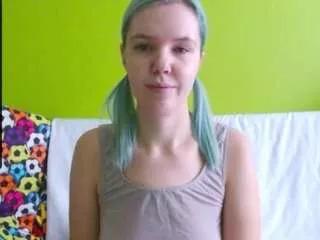 Offline ultra-meow on CamSoda