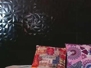 Offline vicky-oba on CamSoda