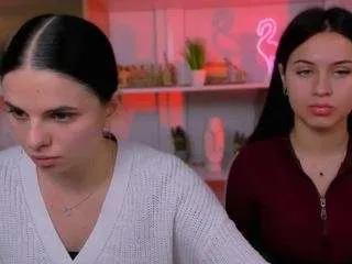 Offline vivy-star on CamSoda