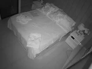 Freechat voyeurcam-casa-salsa-bedroom-7 on CamSoda