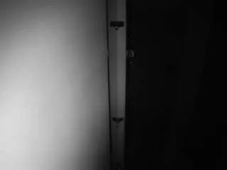 voyeurcam-casa-salsa-shower-1