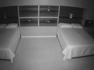 Freechat voyeurcam-casa-salsa-versus-room on CamSoda