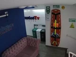 Freechat voyeurcam-jb-lobby on CamSoda