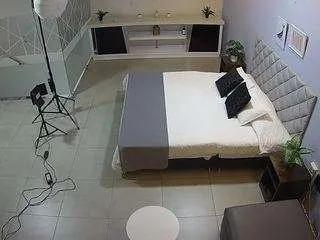 Freechat voyeurcam-jb-office-1 on CamSoda