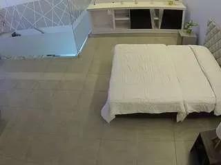 Freechat voyeurcam-jb-office-1 on CamSoda