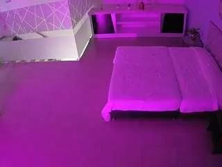 Freechat voyeurcam-jb-office-1 on CamSoda