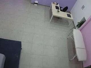 Freechat voyeurcam-jb-room-6 on CamSoda