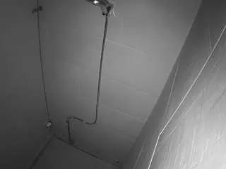 voyeurcam-jb-shower-1