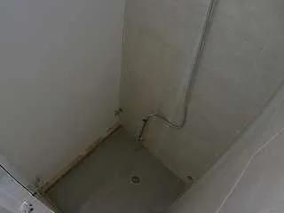 Freechat voyeurcam-jb-shower-1 on CamSoda