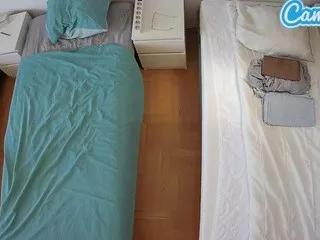 Freechat voyeurcam-julmodels-bed-5 on CamSoda