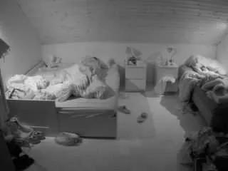 Offline voyeurcam-julmodels-greybed-3 on CamSoda