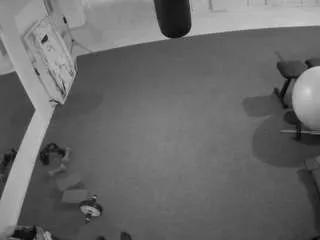 voyeurcam-julmodels-living-5