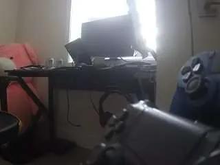 Offline voyeurcam-sexy-little-ana-01 on CamSoda