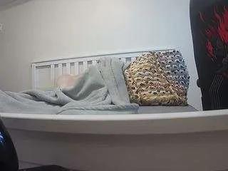 Offline voyeurcam-sexy-little-ana-01 on CamSoda