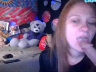 Offline whosplayingwithfire on CamSoda