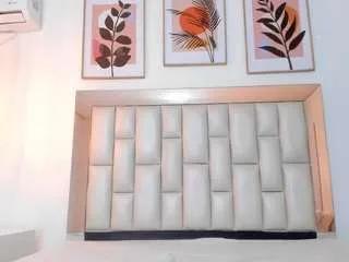 Freechat yayisvega on CamSoda