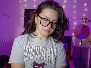 Offline yrenex on CamSoda
