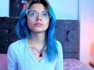 Freechat yukky-kuran on CamSoda