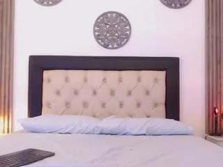 Freechat zoe-jones13 on CamSoda