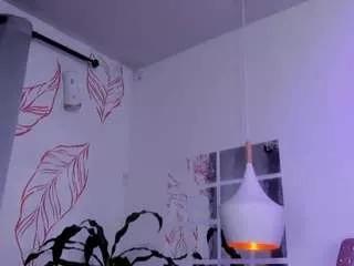 Freechat zoehilton on CamSoda