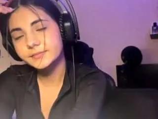 zoewalker — touch chest [30 tokens remaining]