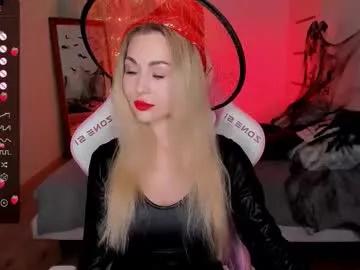 adeleroberts's avatar