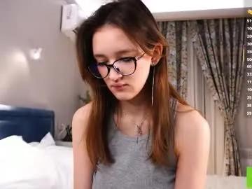 Freechat adeles_vibes on Chaturbate