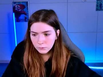 aliceinredsquare_'s avatar