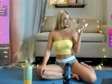 Chaturbate alissa_skyy is Freechat alissa_skyy — Alissa_skyy's room #asian #asianblonde #yoga #cute #fitness #blondegirl #cute #sing #talk #workout