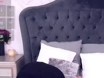 aliznichols's avatar