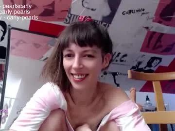 Freechat carlypearls on Chaturbate