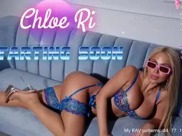chloe_ri