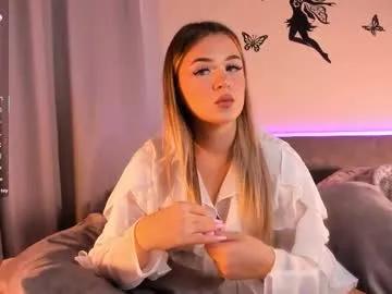 Freechat diannedibartolo on Chaturbate