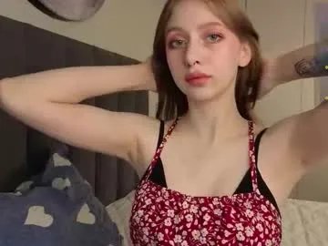 ellie_hollow on Chaturbate 