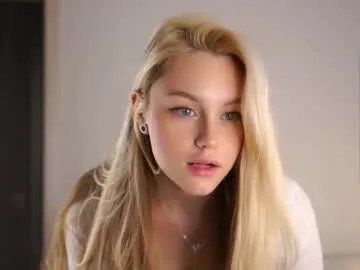 emmiemurray on Chaturbate 