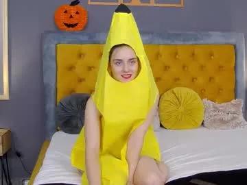 Chaturbate jessica_whitte_ is Freechat jessica_whitte_ — I love to tease you and drive you crazy about me-making you crave for more. #hairypussy #c2c #lesbian #anal #18