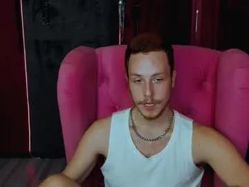 Freechat leo_mooree on Chaturbate