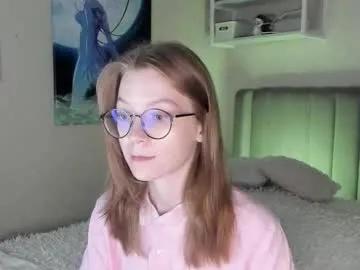Away lunar_sofia on Chaturbate