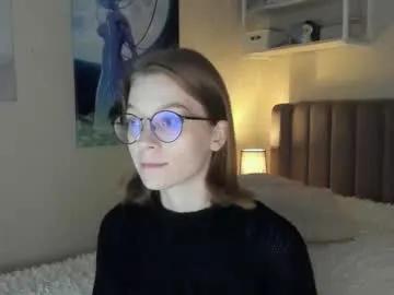 Away lunar_sofia on Chaturbate