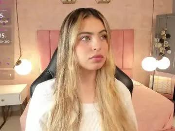 Freechat magic_fernanda on Chaturbate