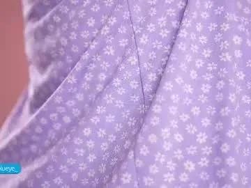 Freechat miablueye on Chaturbate