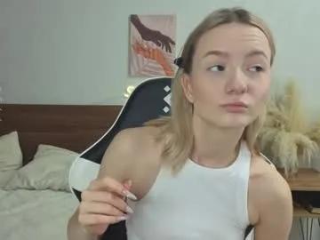 Freechat minnietammy on Chaturbate
