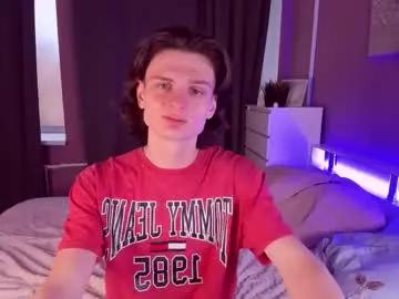 nelson_godman — jeck of close to cam [46 tokens left] #18 #bigcock #young #cute #twink