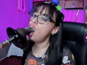 Freechat rosie_jhons on Chaturbate