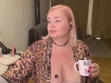 Freechat showmebbw on Chaturbate